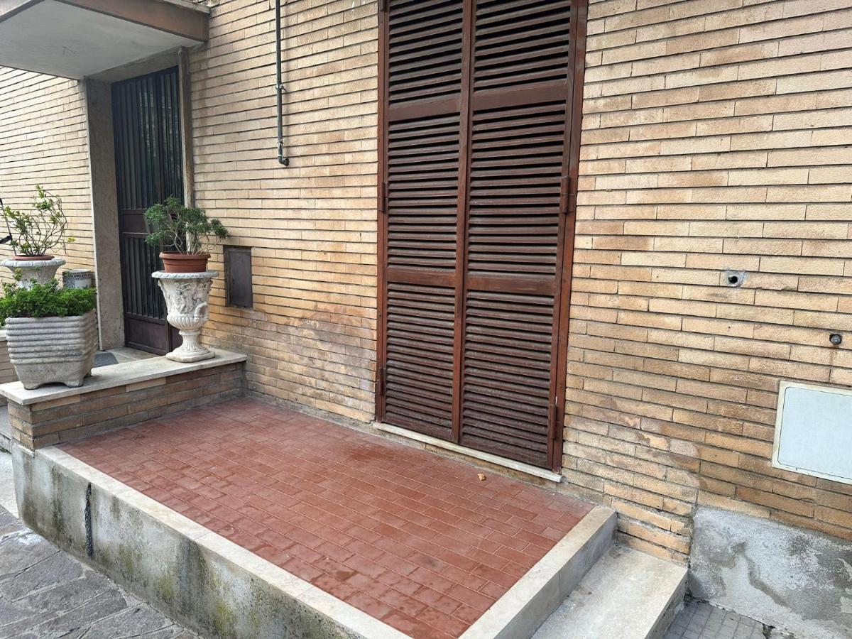 Roma Chic Residenza Gemelli Apartment Bagian luar foto