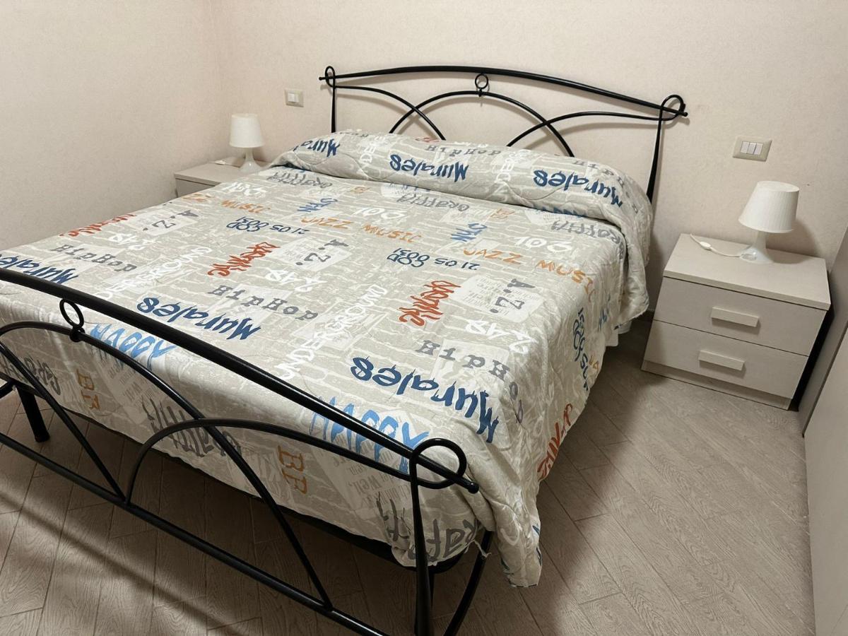 Roma Chic Residenza Gemelli Apartment Bagian luar foto