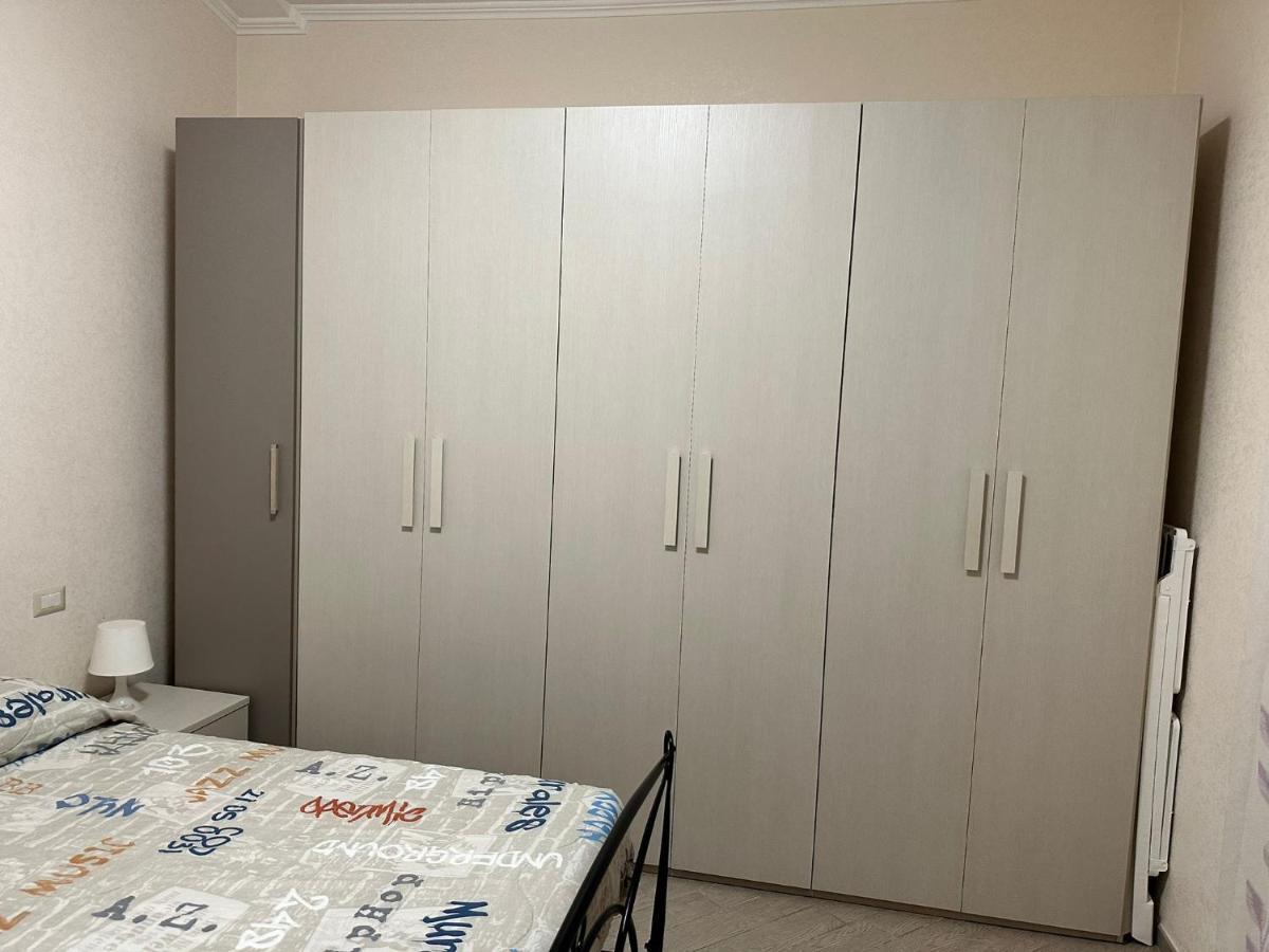 Roma Chic Residenza Gemelli Apartment Bagian luar foto