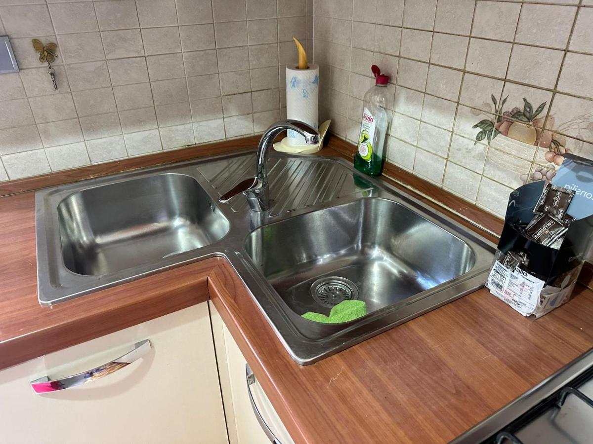 Roma Chic Residenza Gemelli Apartment Bagian luar foto