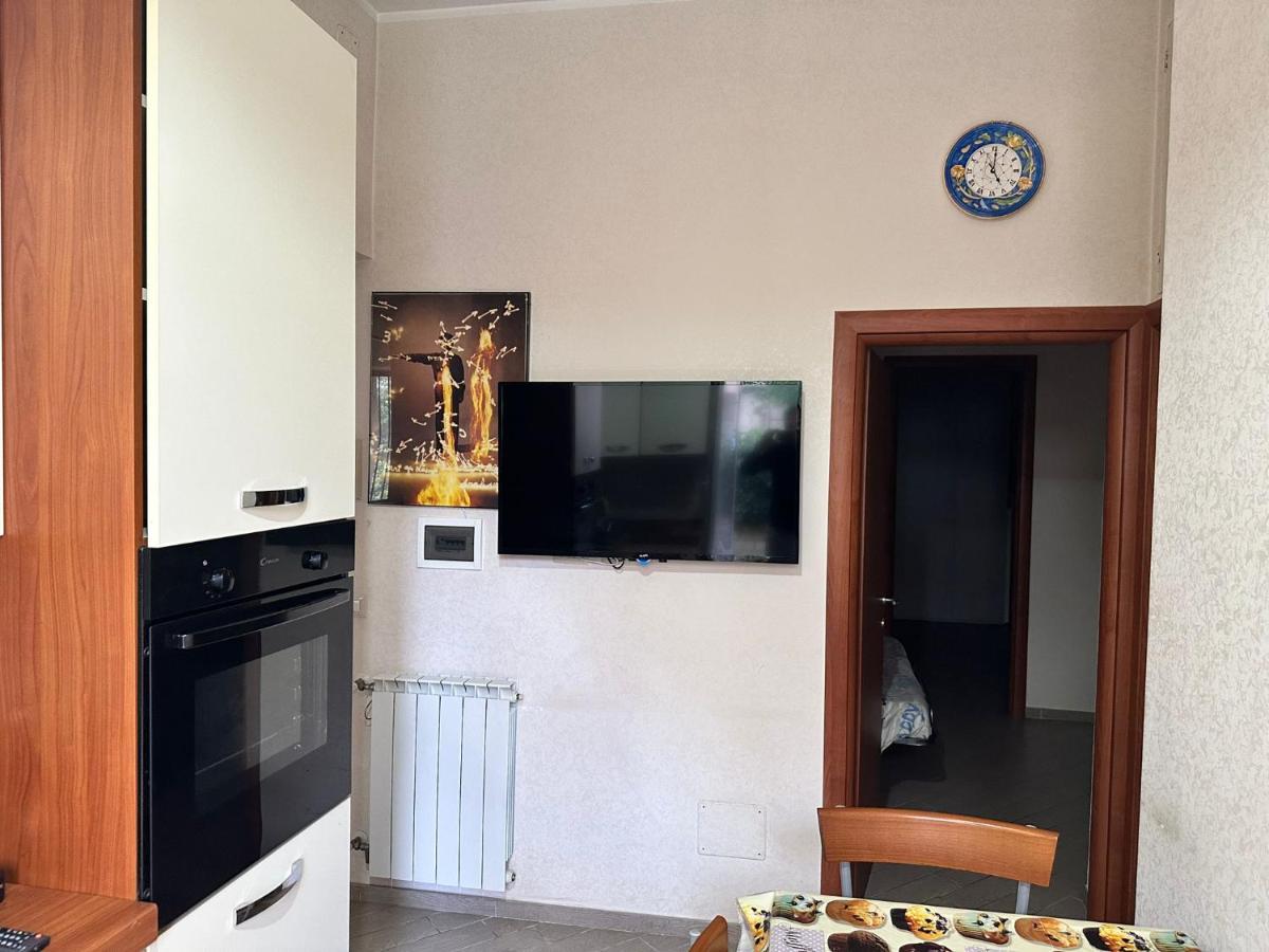 Roma Chic Residenza Gemelli Apartment Bagian luar foto